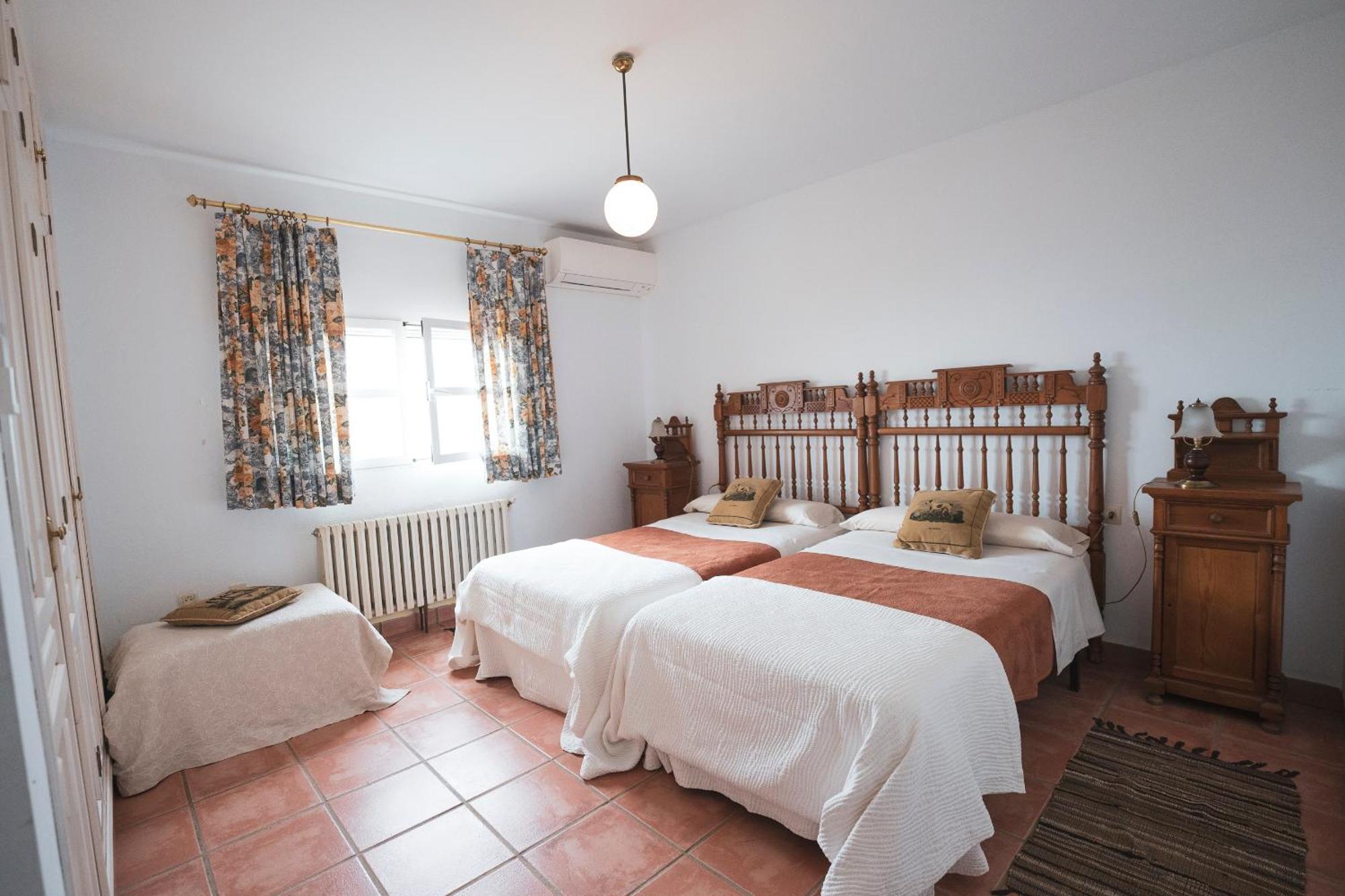Casa Rural Dehesa De Solana Herrera de Alcántara Esterno foto