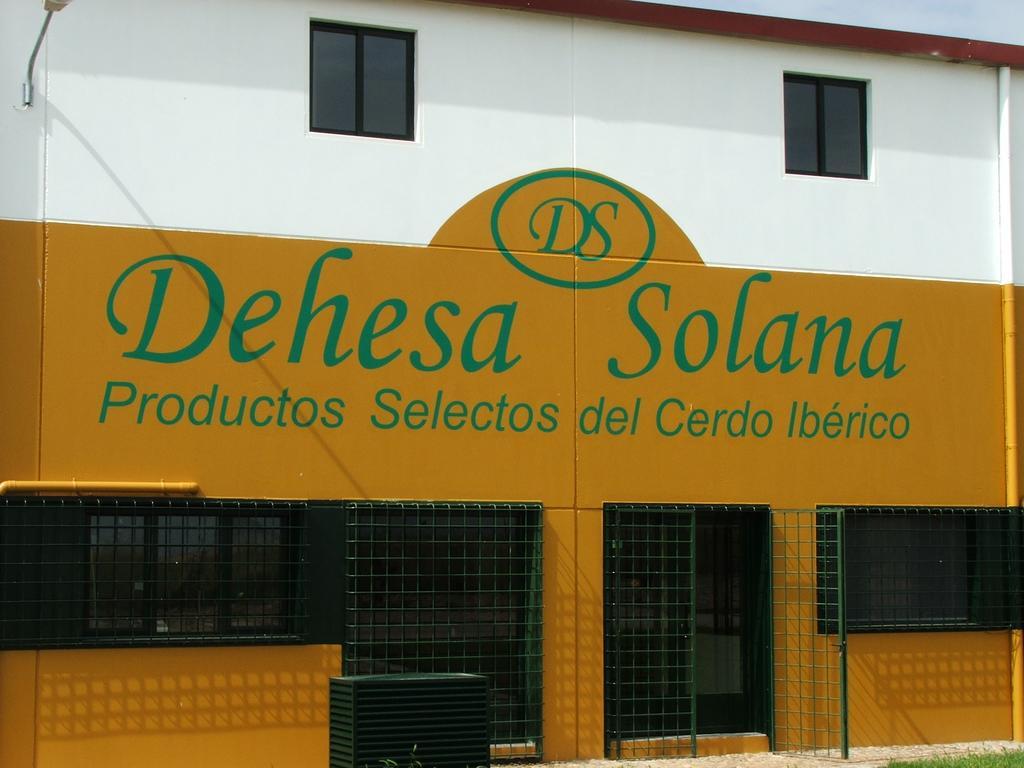 Casa Rural Dehesa De Solana Herrera de Alcántara Esterno foto